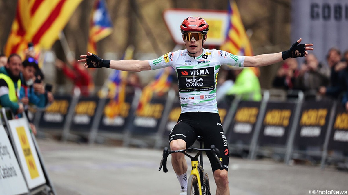 "Luxeknecht" Evenepoel zorgt voor de schifting, maar Vingegaard gaat toch weer met de zege lopen in Catalonië