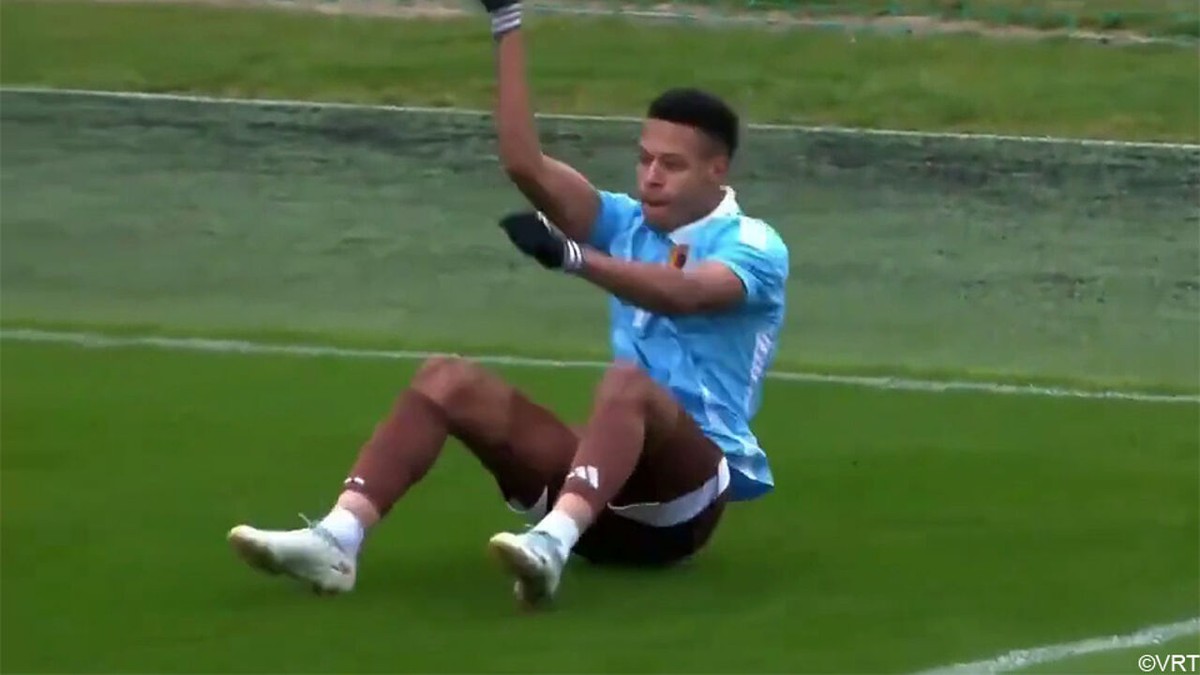 Mooie goal, nog betere viering: Kaye Furo lepelt Belgische U19 naar leidersplek in EK-kwalificaties