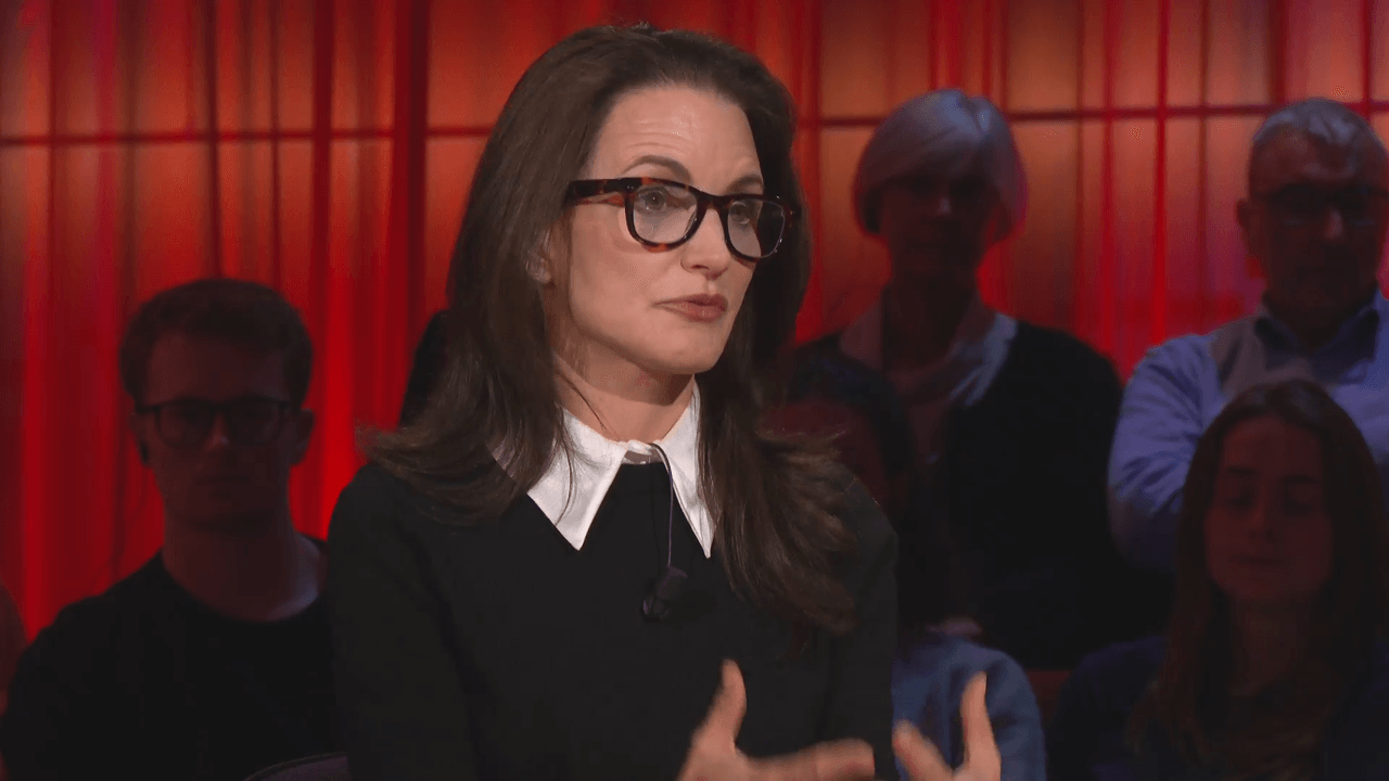 'Sex and the City'-actrice Kristin Davis bezocht vluchtelingenkamp in Zuid-Soedan: "Kan er 's nachts niet van slapen"