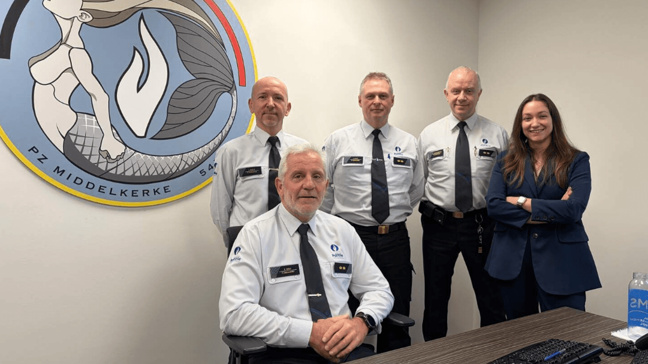 Na klacht van Descheemaecker: gouverneur vernietigt besluit van Middelkerke om job te geven aan vriend van burgemeester Dedecker