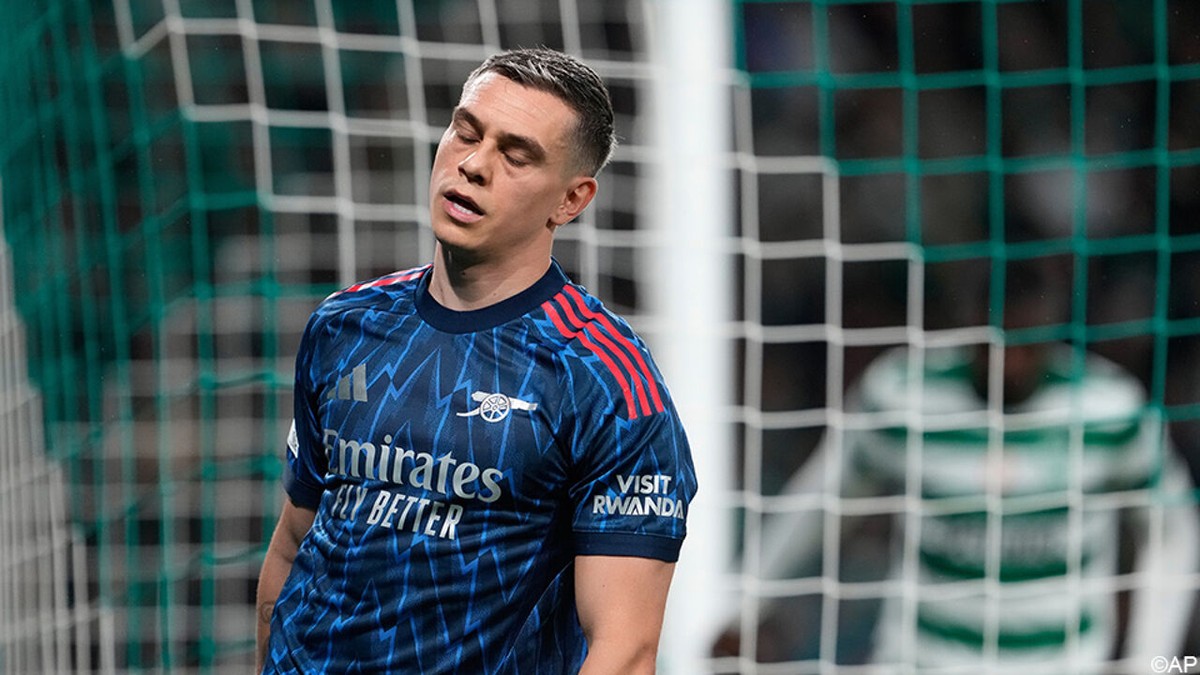 Nieuwe kopzorgen voor Trossard? Rode Duivel mankt tijdens comeback weer van het veld