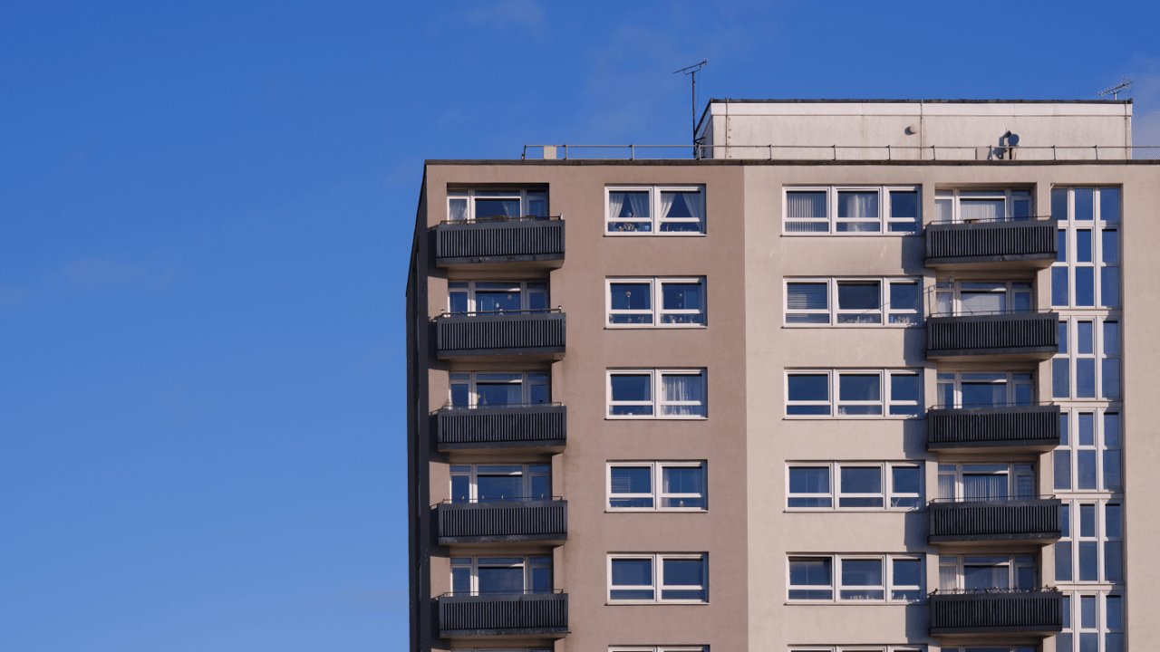 Vlaanderen wil tegen 2042 zo'n 56.000 sociale woningen bijbouwen: hoeveel moeten erbij komen in jouw gemeente?