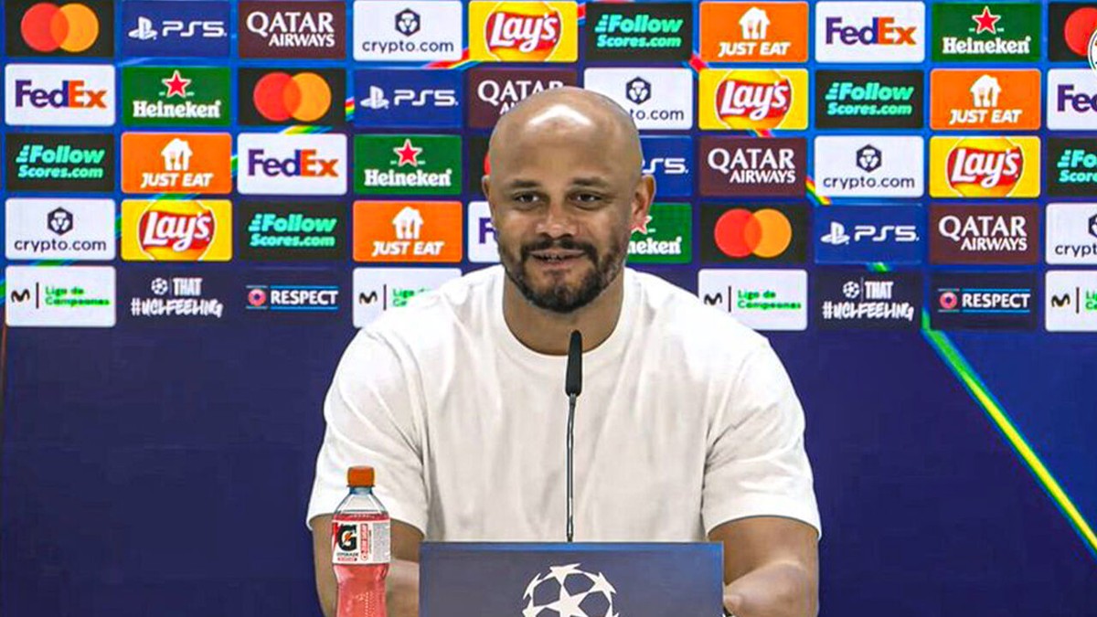 "Je gaat me problemen bezorgen bij Courtois": Kompany kan grijns niet onderdrukken bij vraag over 40-jarige uitblinker Neuer