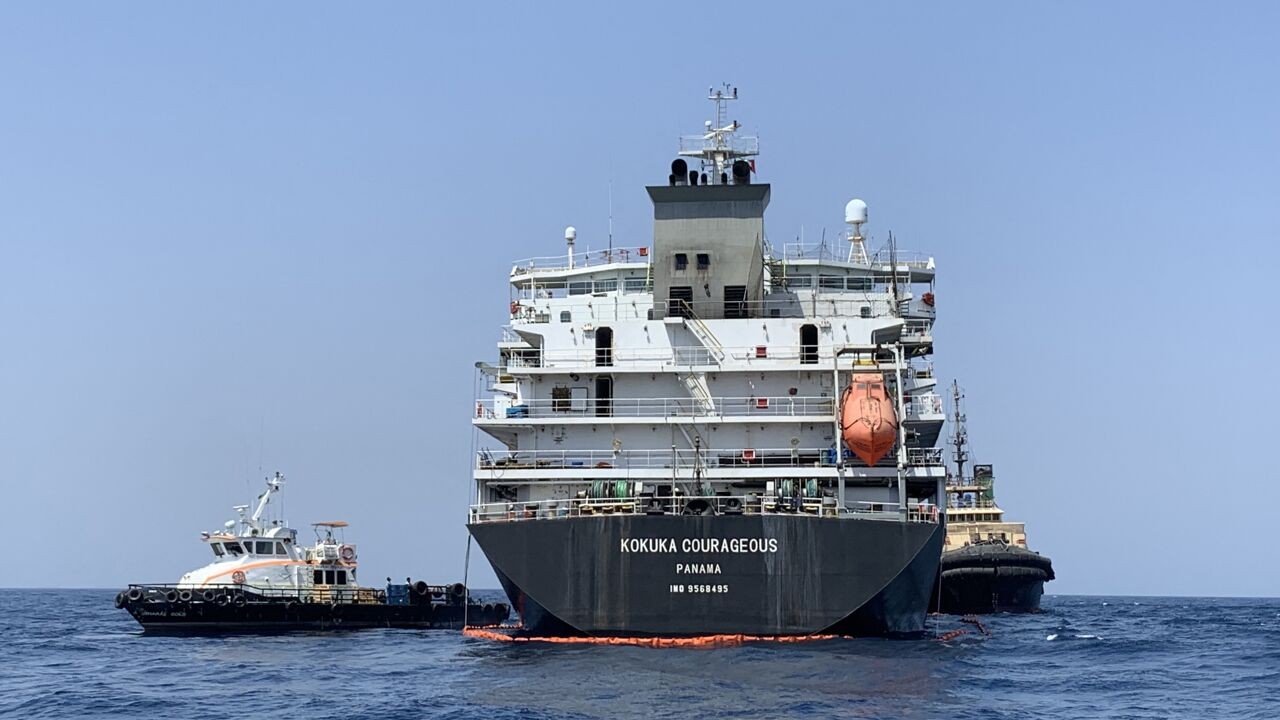 Tolgeld, zeemijnen en dreigende berichten: in de Straat van Hormuz beweegt voorlopig weinig