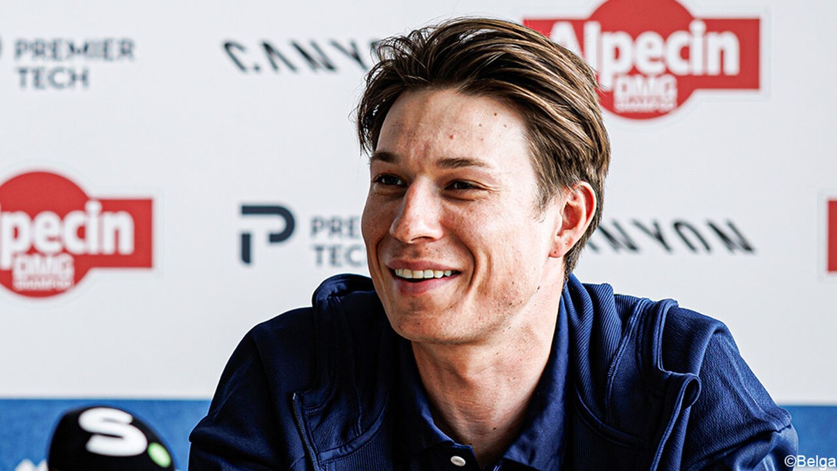 Snipverkouden Jasper Philipsen weet dat in Roubaix alles kan: "Scenario zoeken waarbij we koers in handen kunnen nemen"