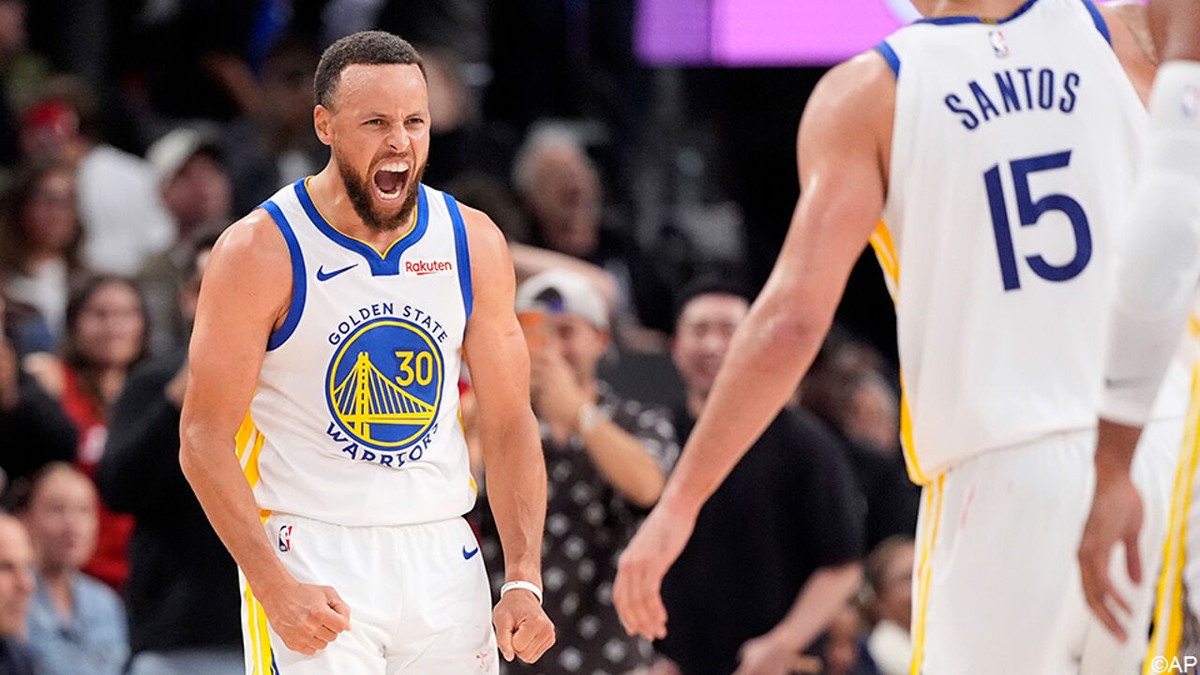 Dankzij weergaloze Steph Curry en straffe eindsprint: Golden State mag nog dromen van play-offs in NBA