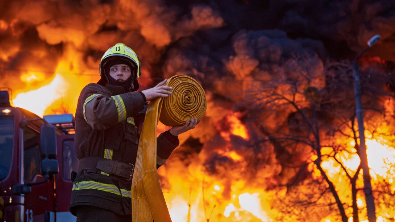 Zeker 14 doden en tientallen gewonden na hevige Russische luchtaanvallen op verschillende steden in Oekraïne