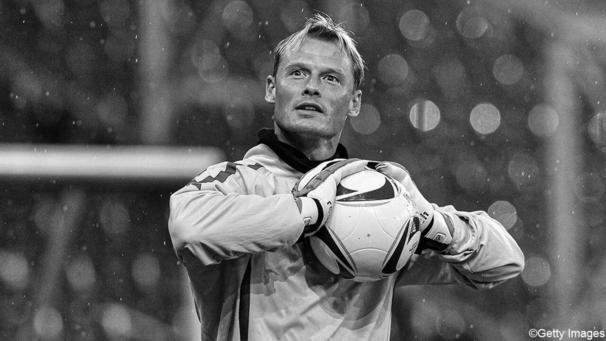 Voormalig Arsenal-doelman Alex Manninger (48) overleden na aanrijding met trein