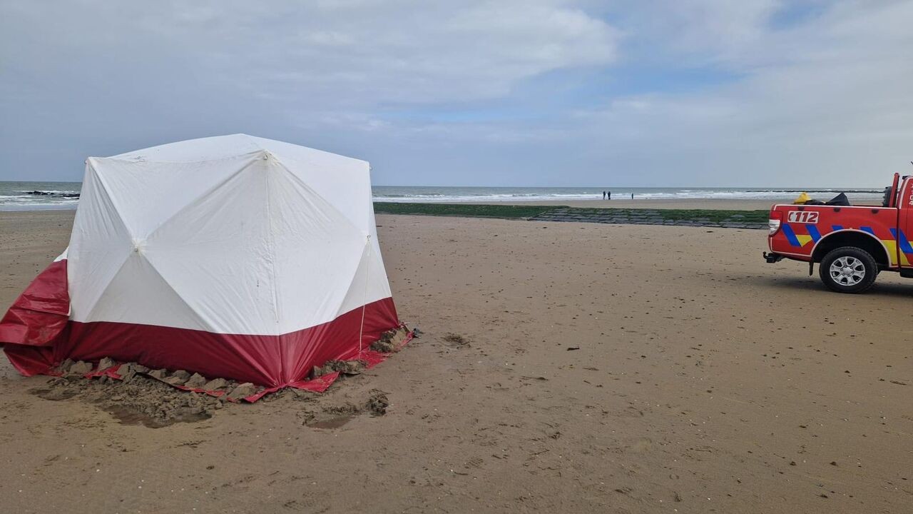 Lichaam in duikbroek op strand van Westende is van man van 82 die vermist was in Verenigd Koninkrijk