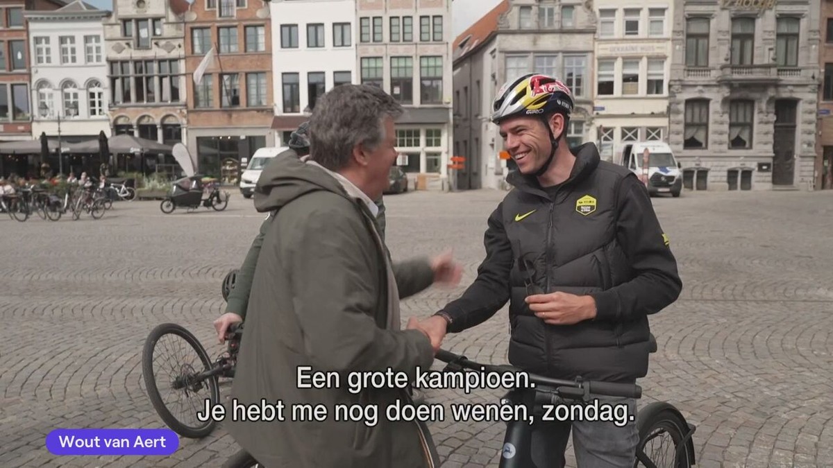 Wout van Aert is voor het eerst in het land sinds zege in Roubaix: "Al vaak geklonken op de kassei"