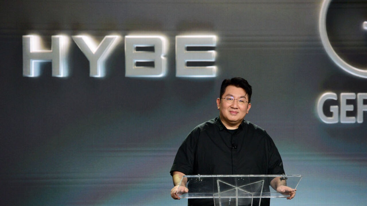 Koreaanse politie wil manager van bedrijf achter BTS oppakken wegens fraude