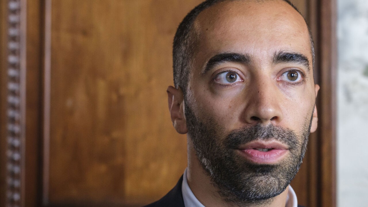 Sammy Mahdi (CD&V) noemt voorstel van N-VA "grootste middelvinger die je naar de zorg kunt opsteken"