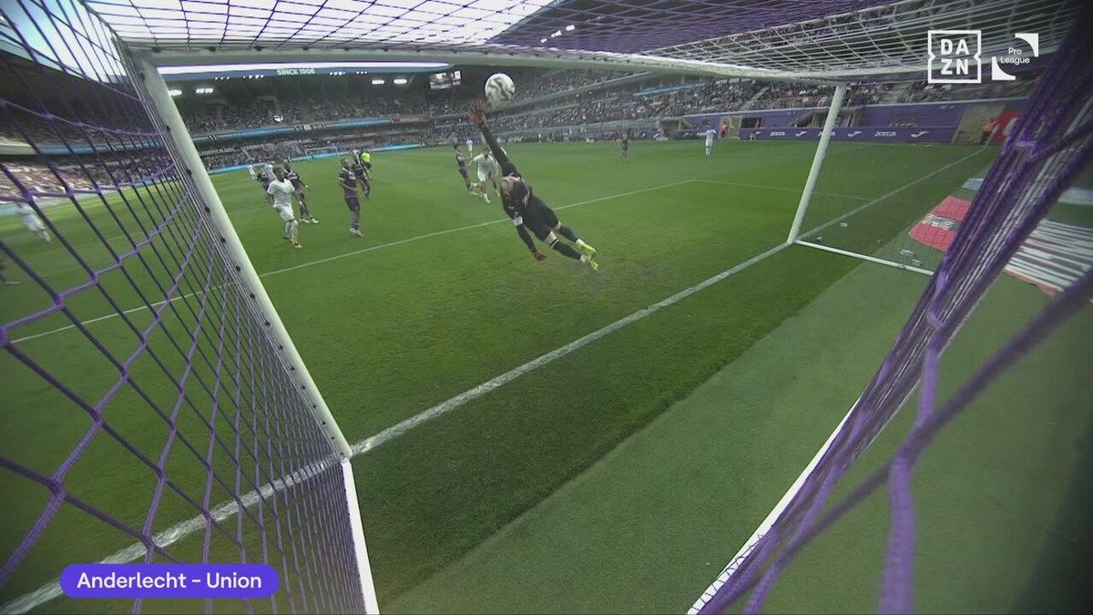 Union wint met 1-3 tegen Anderlecht en blijft aan de leiding