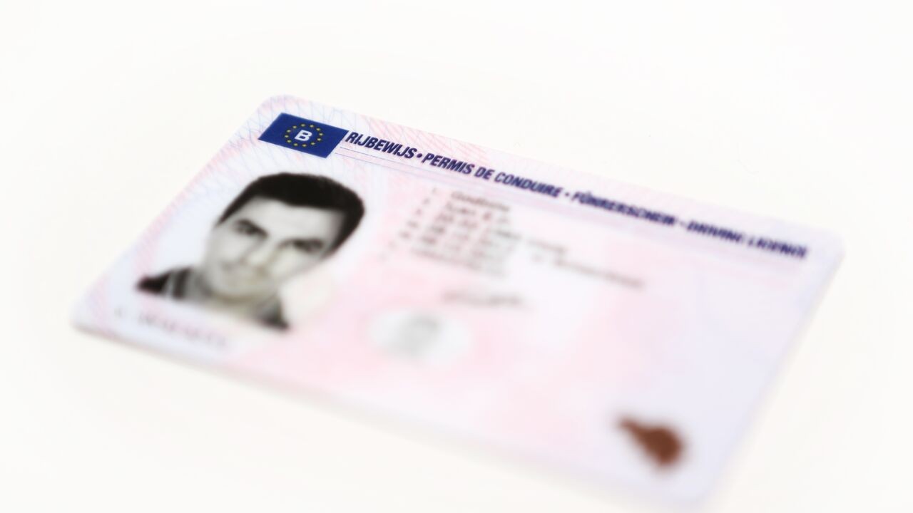 Rechter verliest geduld met man uit Sint-Pieters-Leeuw: 1 jaar cel na liefst 52 veroordelingen