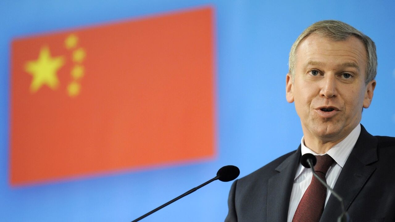 Oud-premier Leterme over Volvo Gent en samenwerken met China: "Waakzaam zijn dat activiteit hier niet wordt leeggezogen"