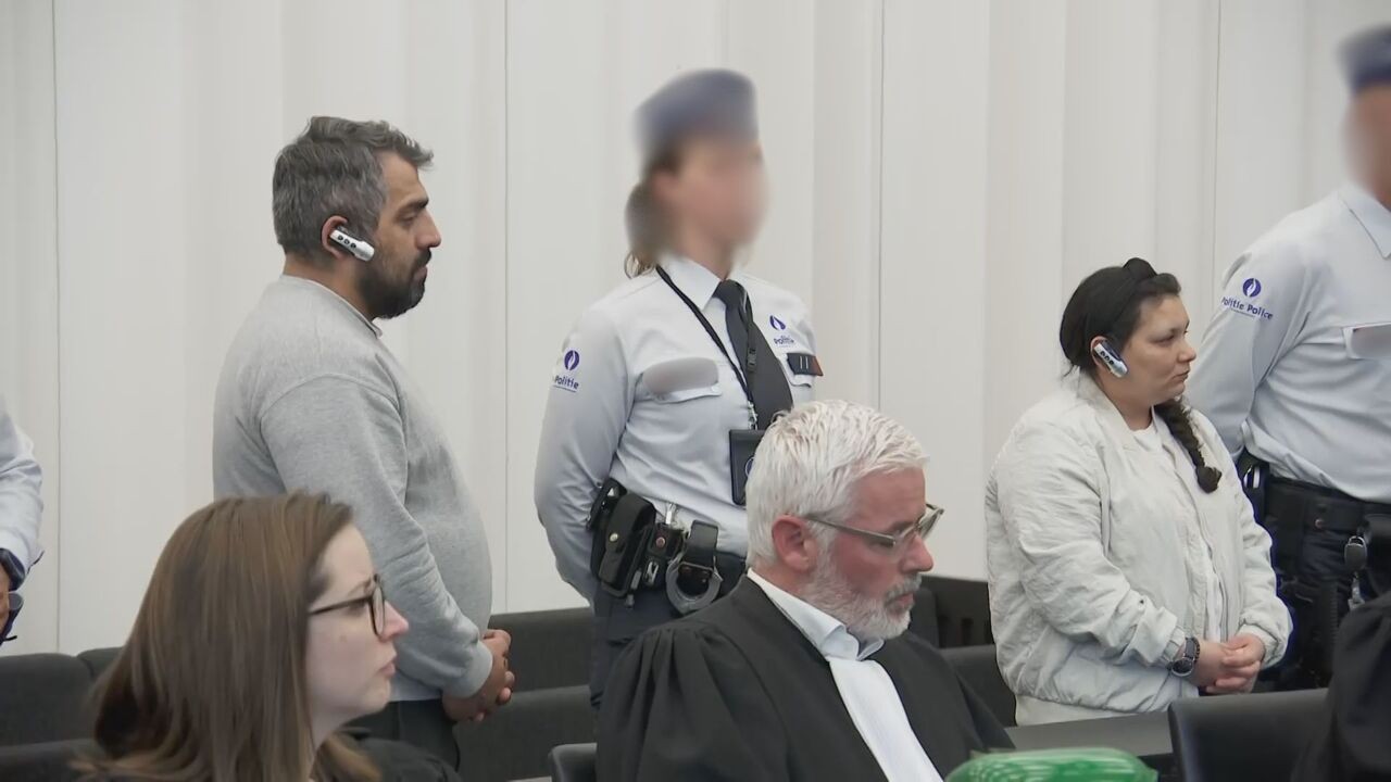 Moeder en stiefvader veroordeeld tot 30 jaar cel voor foltering: "Raul is een klein beetje het kind van de hele maatschappij geworden"
