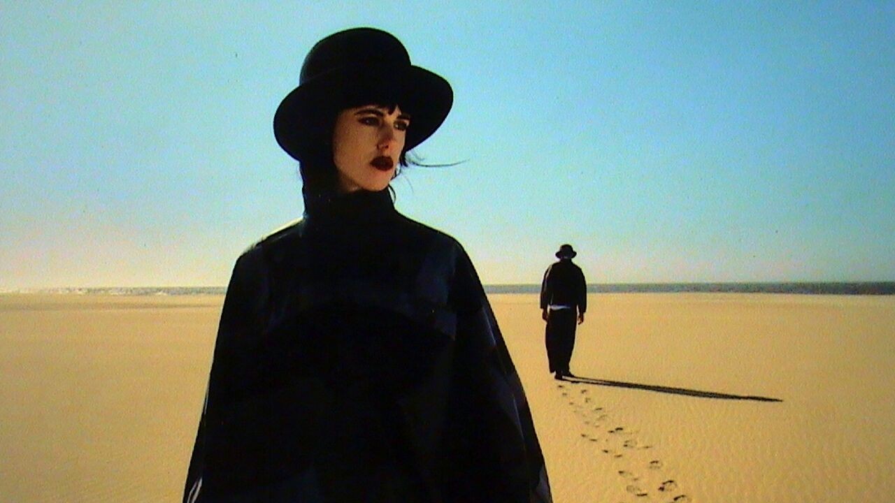 Sylvie Kreusch en Roméo Elvis maken samen Belgisch WK-lied, met typisch Belgisch woordje 'Allez'