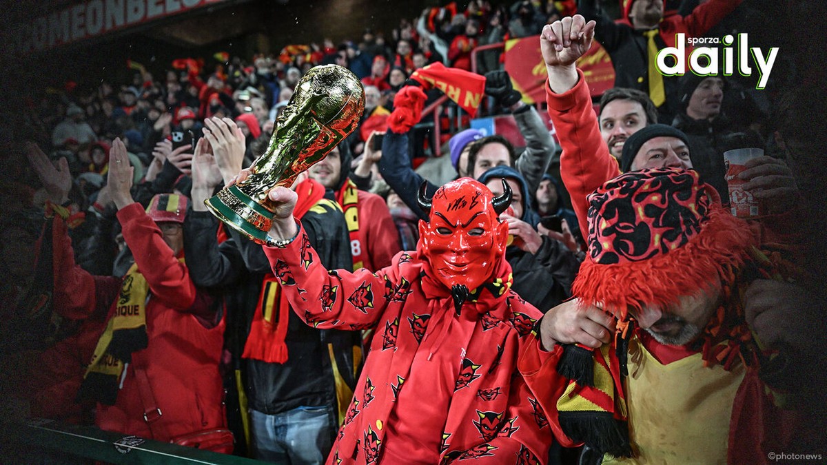 "Moeilijk lied om mee te schreeuwen in de tribunes", maar Belgisch WK-anthem valt wél in de smaak als "goed radionummer"