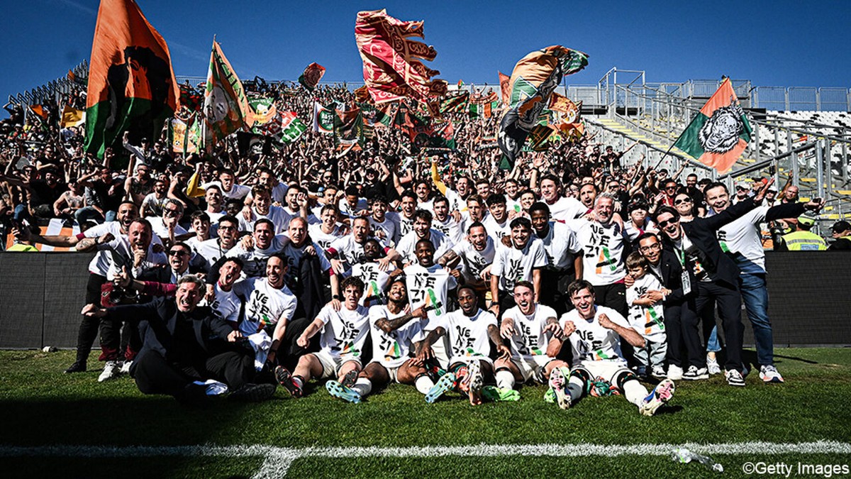 Scorende Sagrado en Schingtienne stappen met Venezia opnieuw in de gondel richting Serie A