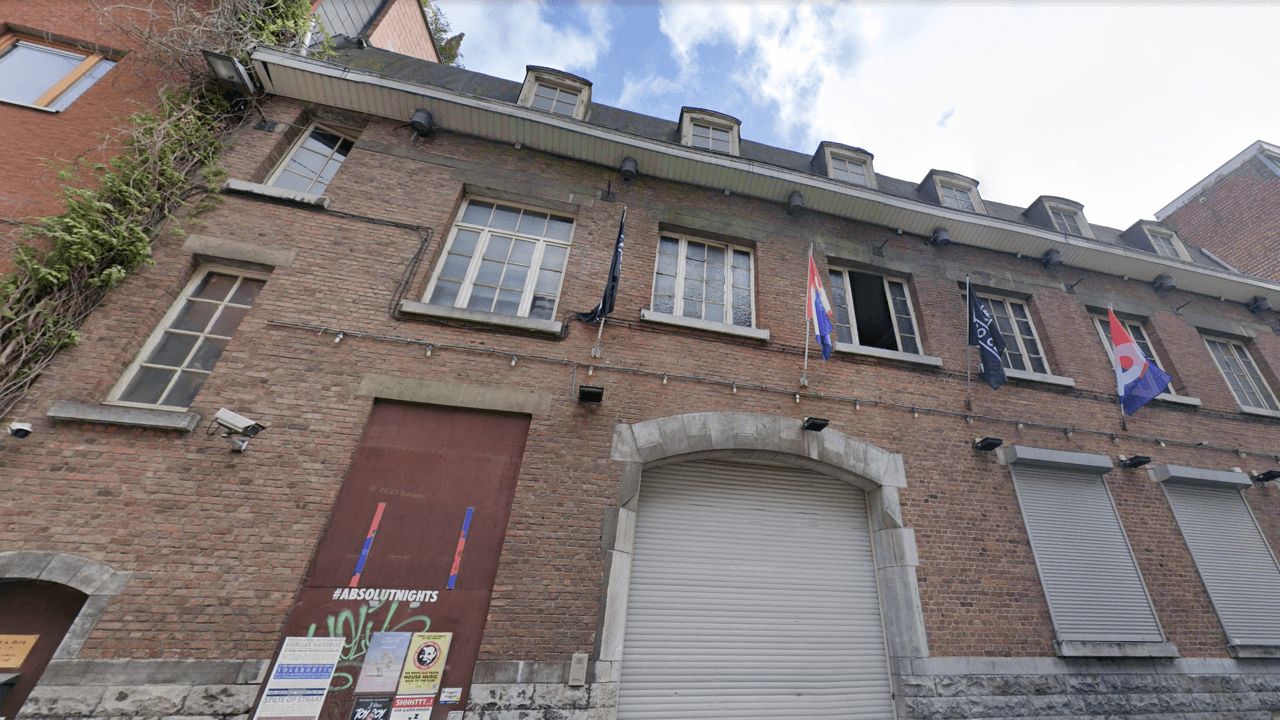 Politie zoekt getuige na zware vechtpartij vorig jaar aan discotheek Red & Blue in Antwerpen