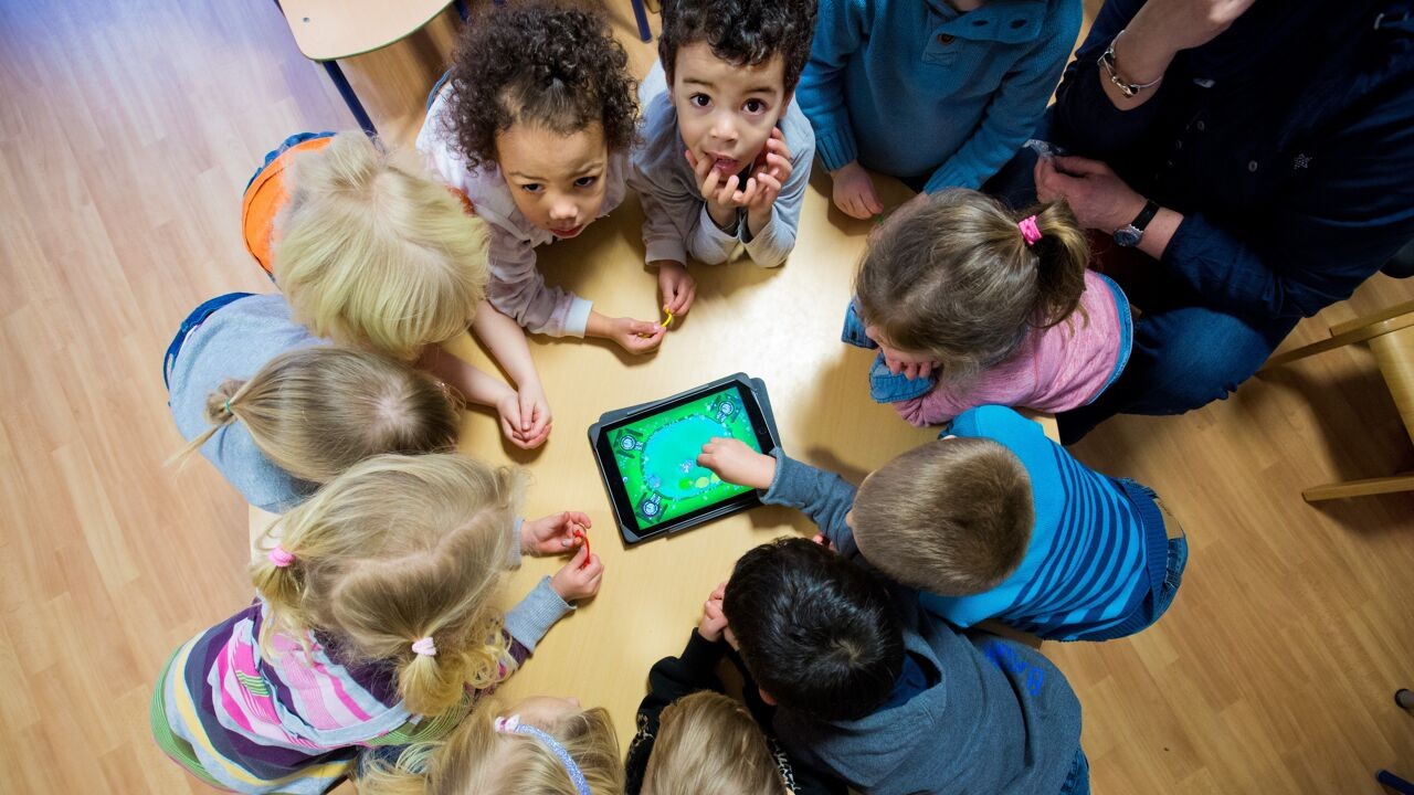Vlaamse kleuters weten goed wat blij, boos en verdrietig is, maar nergens zijn sociale verschillen in de klas zo groot