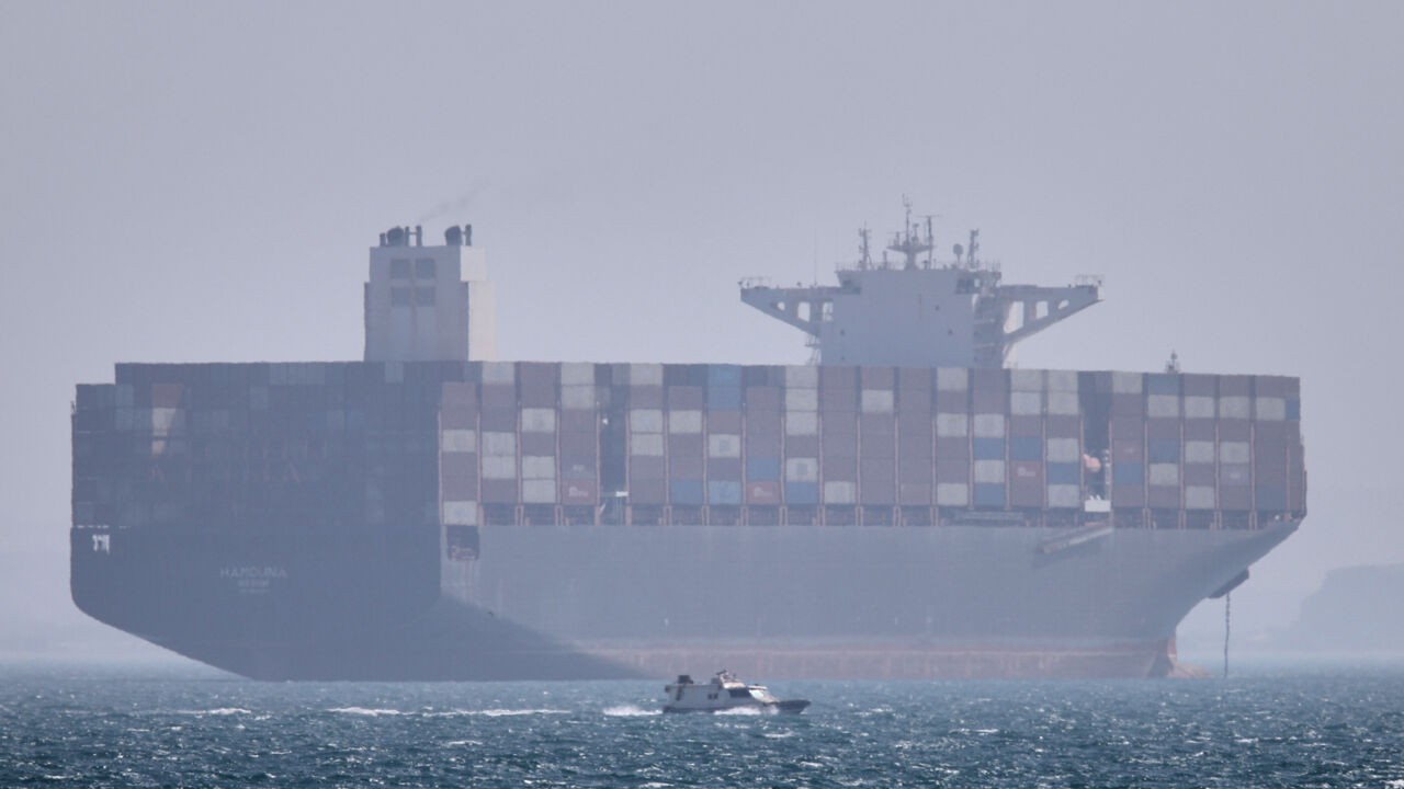 Bemanning containerschip van Franse rederij gewond geraakt na aanval in Straat van Hormuz