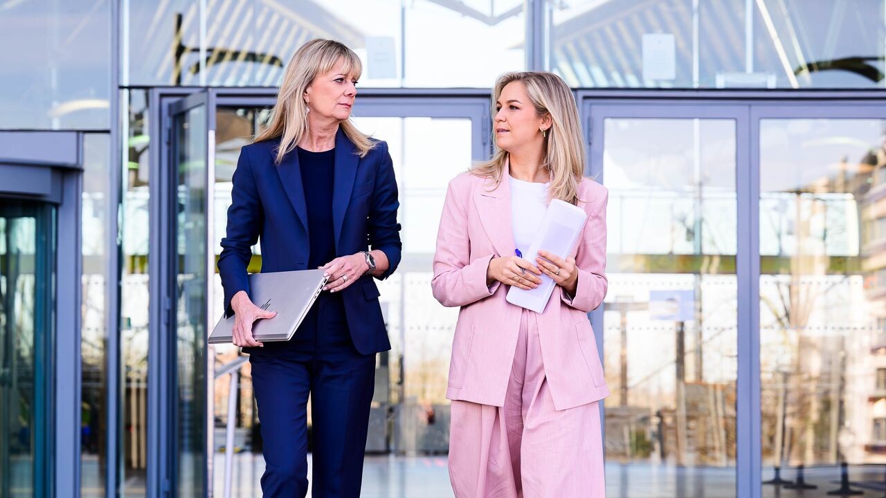 'Van assisen tot vrijspraak': een blik achter de schermen van justitie met Caroline Van den Berghe en Helen Goedgebeur