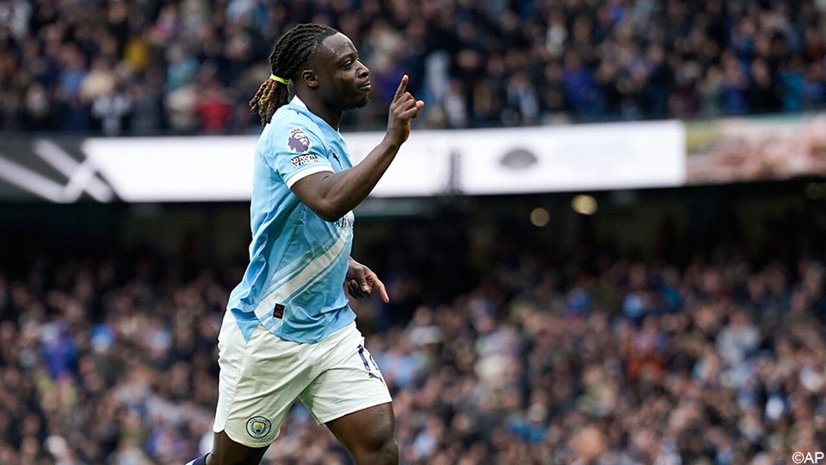 Weer van gigabelang: Jeremy Doku heeft aan één geweldige flits genoeg om City weer volop in titelrace te knallen