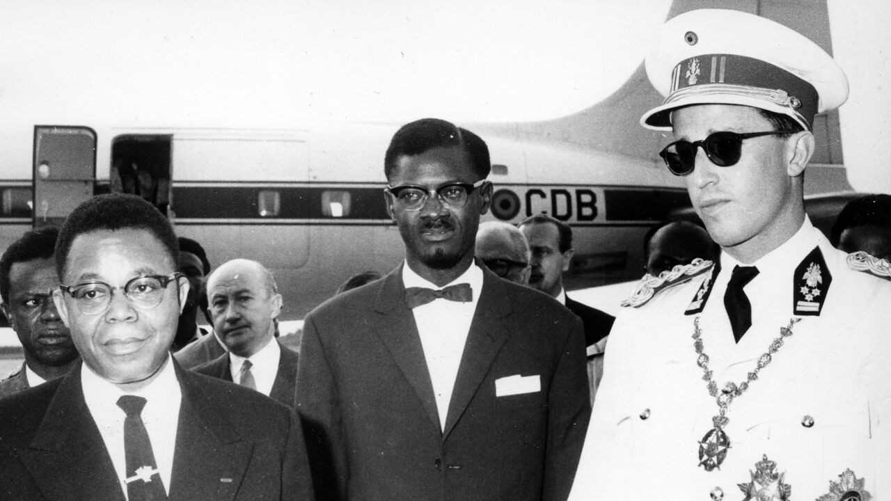 Nieuwe biografie werpt ander licht op koning Boudewijn: geen rol in moord op Lumumba en Filip kreeg tijd om "zielsverwant" te vinden