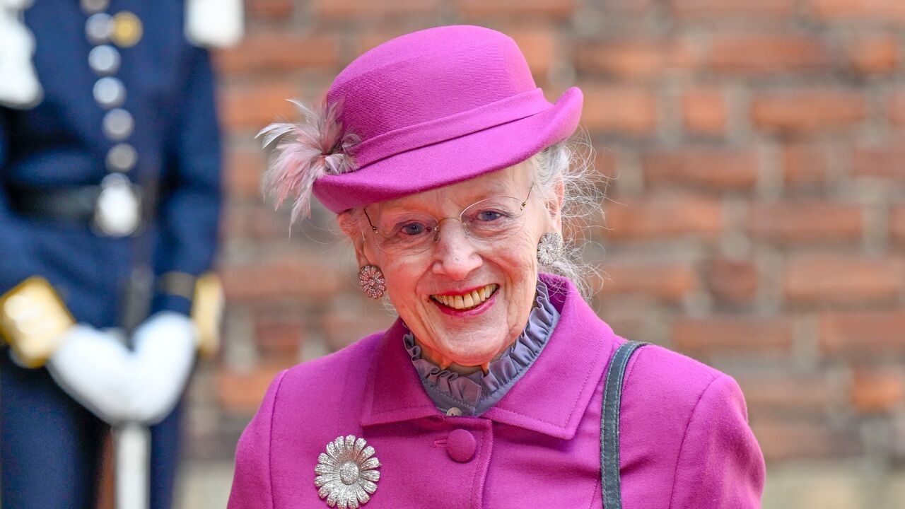 Deense koningin Margrethe (86) opgenomen in het ziekenhuis met pijn op de borst