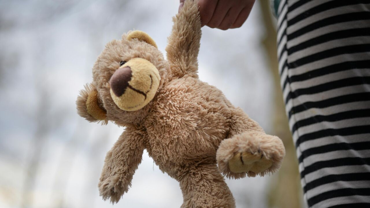 Twee vrouwen aangehouden voor ernstige kindermishandeling in noorden van Nederland