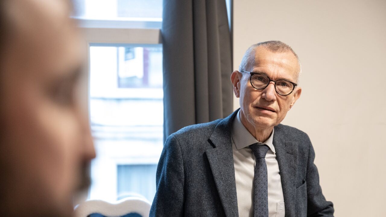 Geen terugbetaling meer van homeopathie en acupunctuur: zo wil minister Vandenbroucke ziekenfondsen hervormen