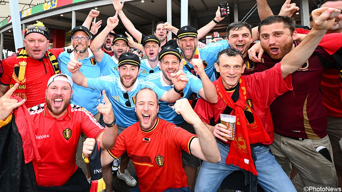 Wil je een wedstrijd van het WK voetbal bijwonen in de studio van Sporza? Boek hier je tickets