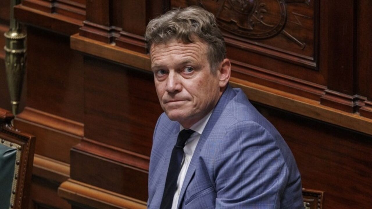 Oud-minister en Kamerlid Paul Van Tigchelt (Anders) stapt uit de politiek