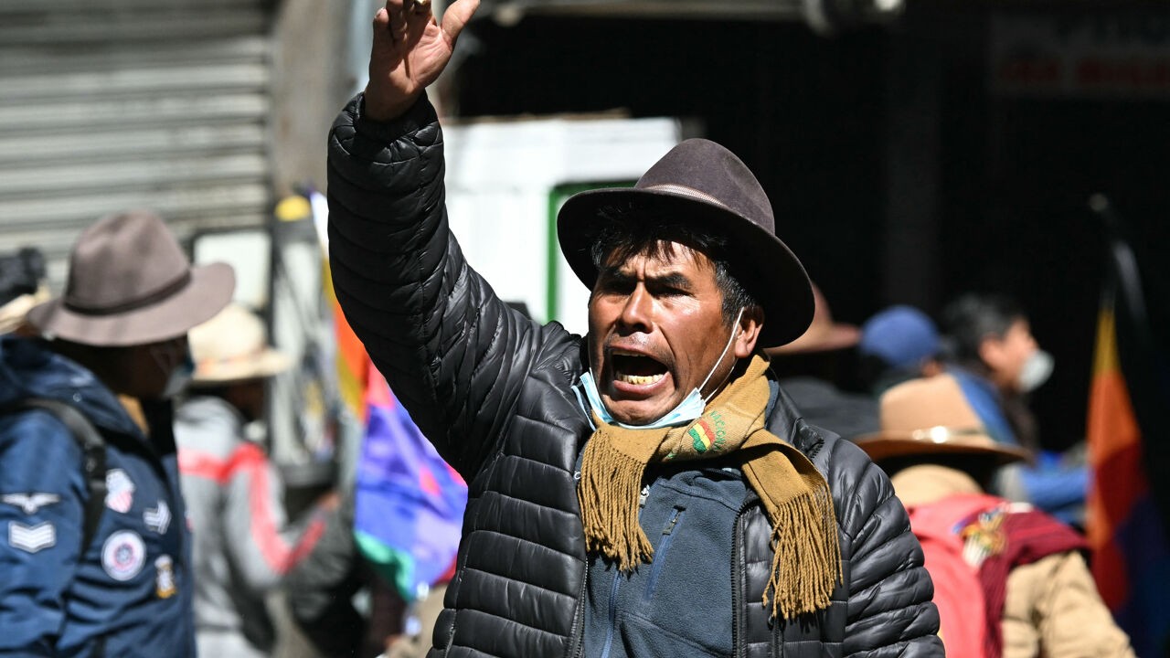 Wekenlang volksprotest en wegblokkades die het land lamleggen: wat is er aan de hand in Bolivia?