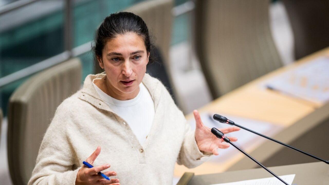 Minister van Onderwijs Demir (N-VA) belooft meer informeel overleg na open brief van 1.300 schooldirecteurs
