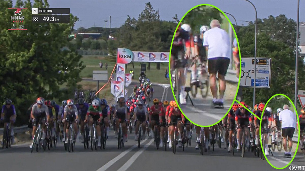 "Wat staat hij daar te doen!?": fan bezorgt Giro-peloton gevaarlijk schrikmoment voor ... een foto