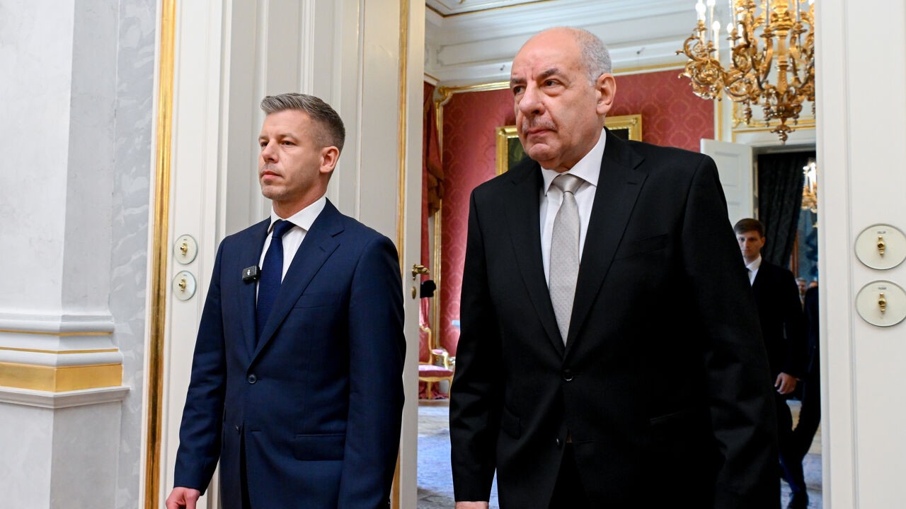 Parlement van Hongarije keurt grondwetswijziging goed om president te kunnen afzetten