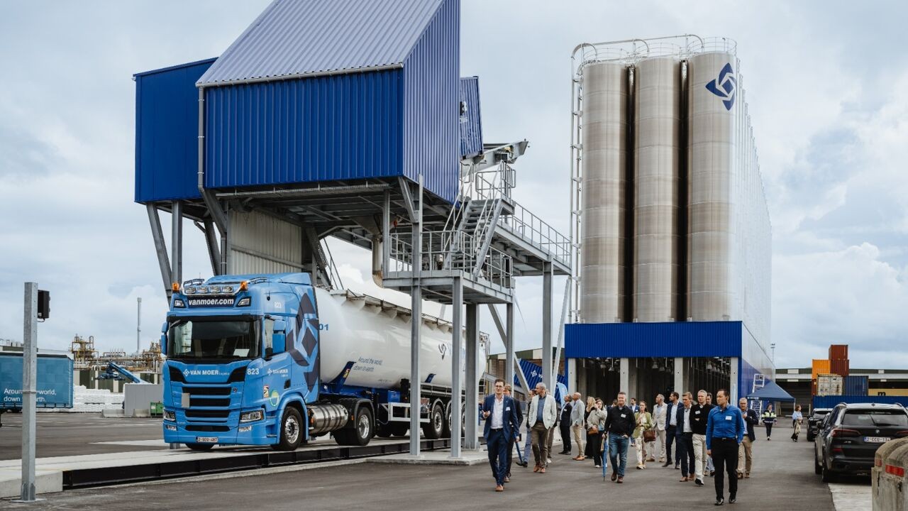 Van Moer Logistics breidt uit met 63 silo's in Waaslandhaven: "Concurrentiepositie behouden"
