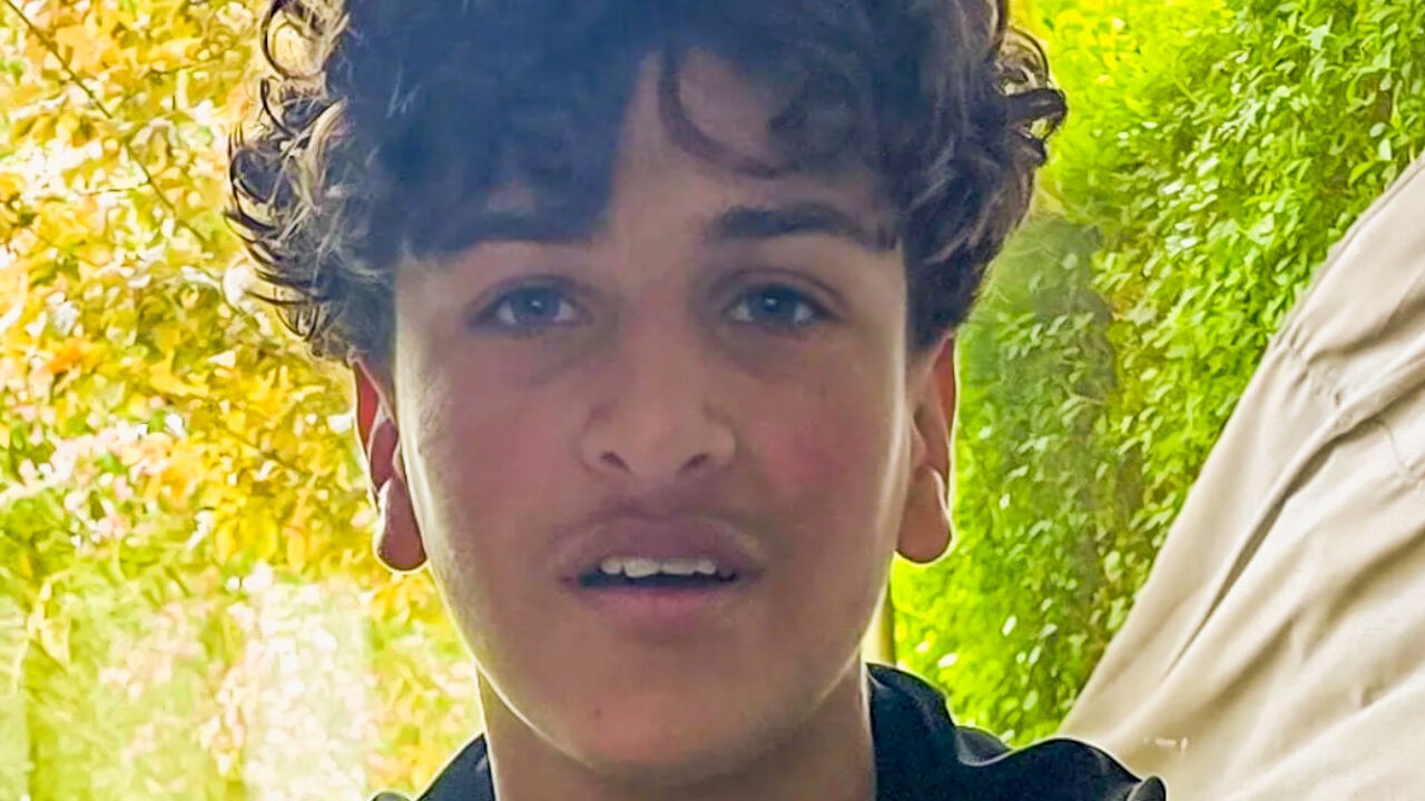 Familie van Mohamed Reda (15) en hun advocaat Sven Mary dienen klacht in na dodelijk busongeval Buggenhout