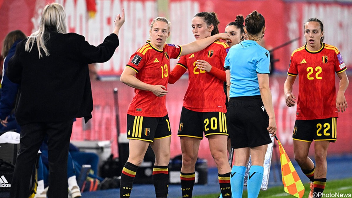 Red Flames staan voor belangrijk tweeluik in WK-kwalificaties: "Veel scoren om groepswinnaar te worden"