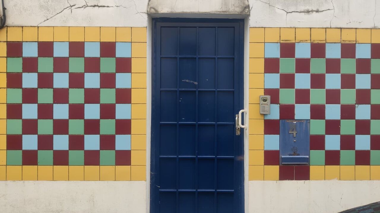 "18.000 euro huur naar eigen rekening": audit toont hoe personeel in Sint-Joost sociale woningen aan familie en vrienden gaf