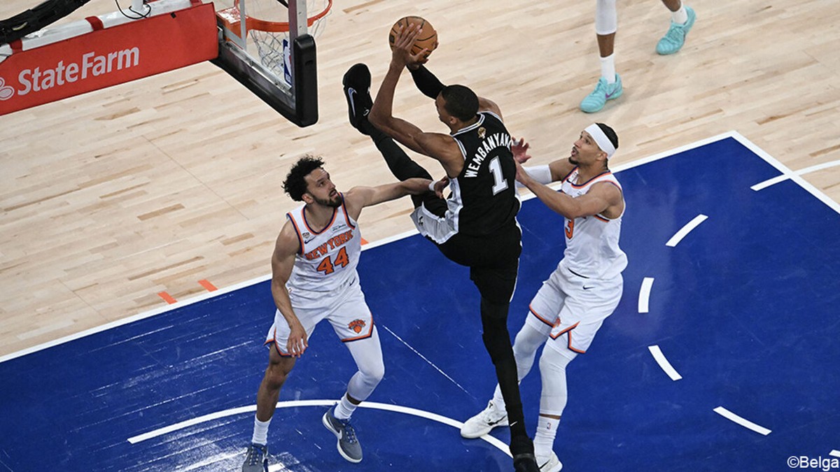 San Antonio leeft nog: Wembanyama bezorgt Spurs eerste zege tegen New York, met Donald Trump als (niet zo) aandachtige kijker