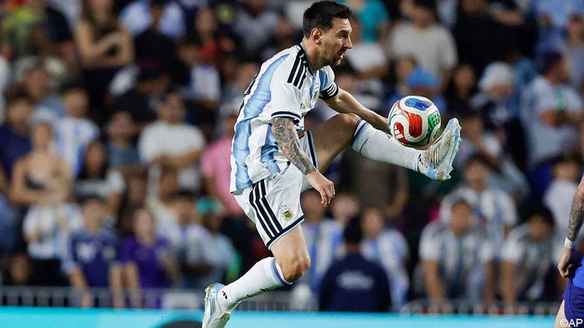 "Wou spelen om mijn angst te overwinnen": Lionel Messi toont dat hij net op tijd fit is voor WK