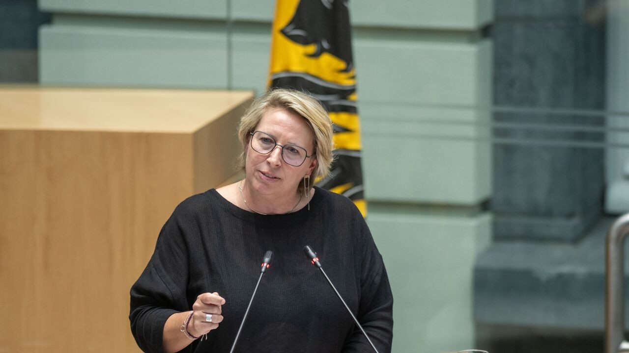Vlaams minister van Welzijn Caroline Gennez (Vooruit): "Abortustermijn verhogen naar 18 weken, zoals experts vragen"