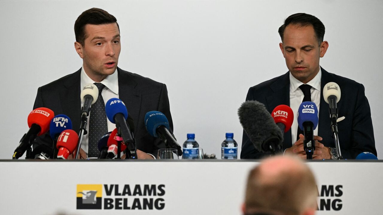 Jordan Bardella (RN) komt Vlaams Belang een zetje geven: "Franstalige RN-sympathisanten, schenk jullie vertrouwen aan Vlaams Belang"