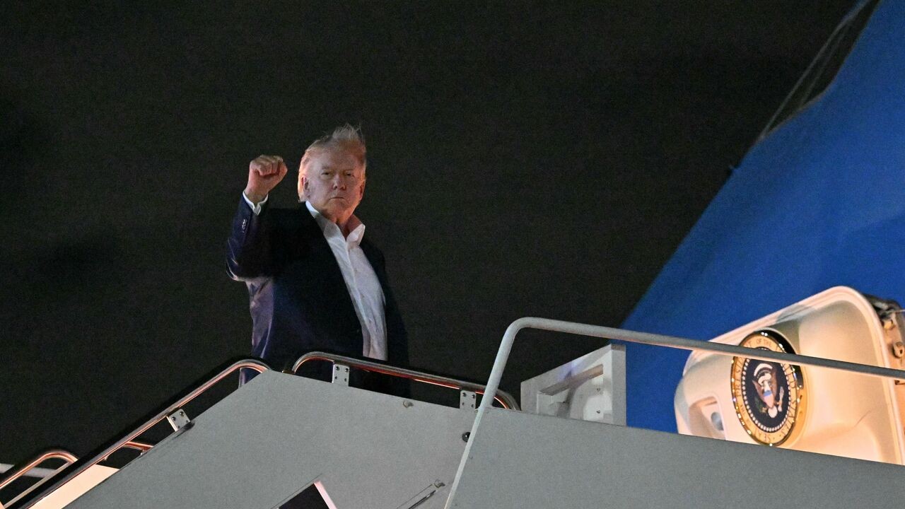 Aanvallen tegen Teheran kunnen opnieuw starten als Iran geen definitief akkoord sluit, zegt Trump