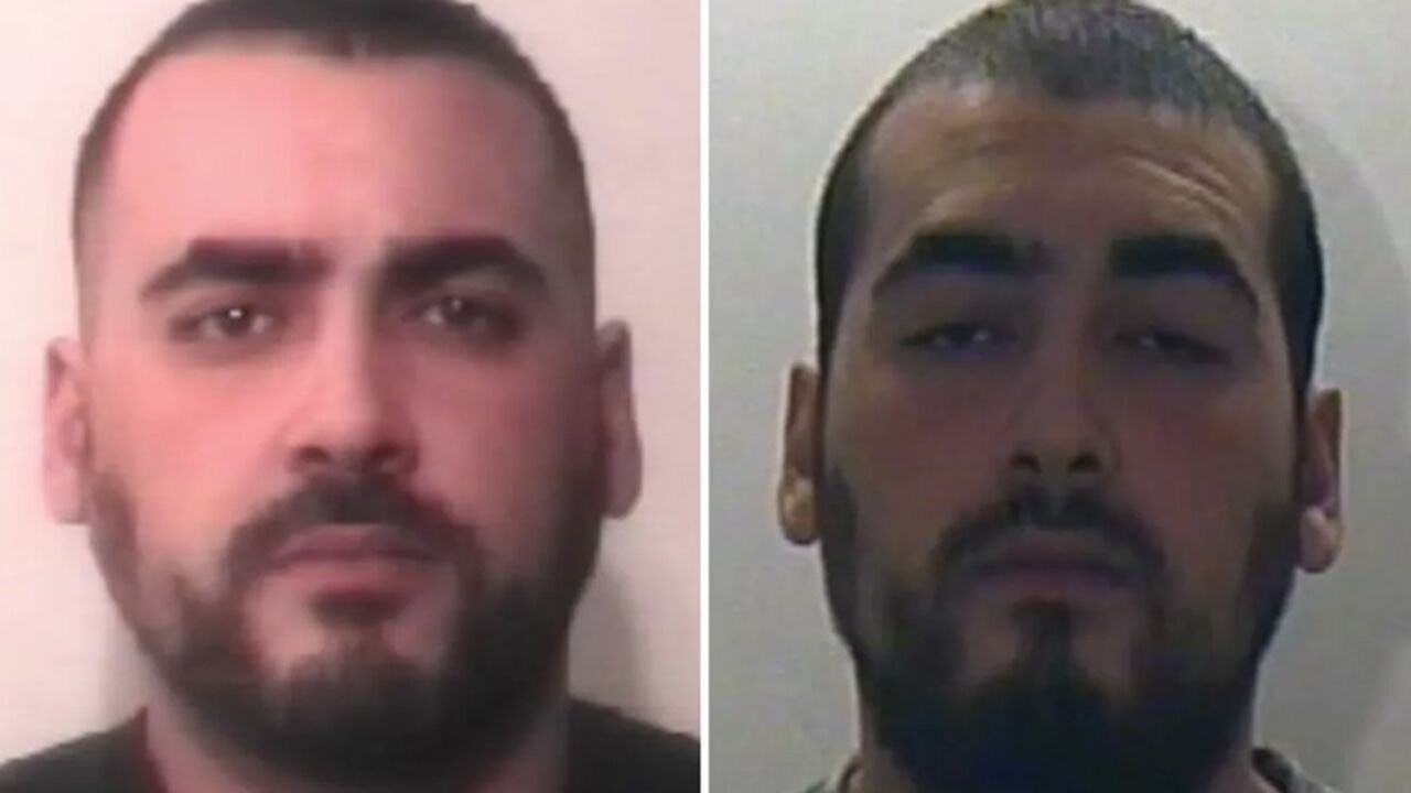'Most wanted'-voortvluchtige die enkelband had doorgeknipt, geeft zichzelf aan bij gerecht