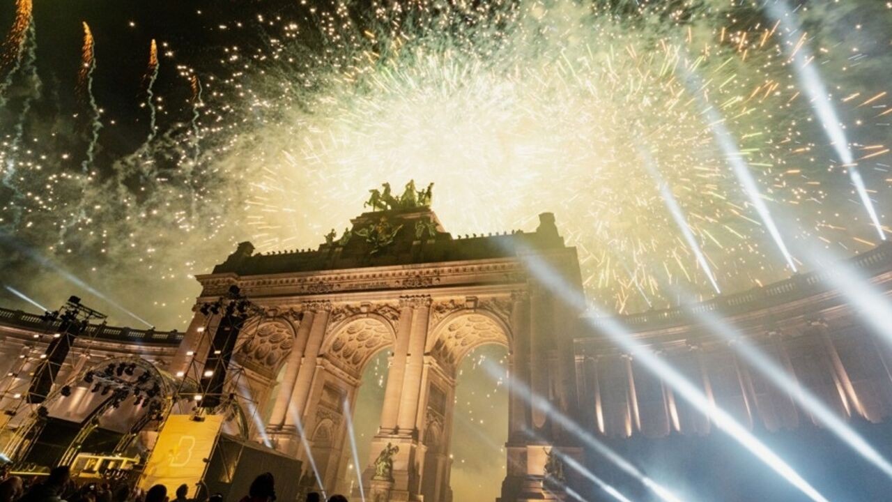 Geen parachutespringers, wel 5.000 gasten: ambassadeur Bill White geeft feest in Jubelpark voor 250 jaar Amerikaanse onafhankelijkheid