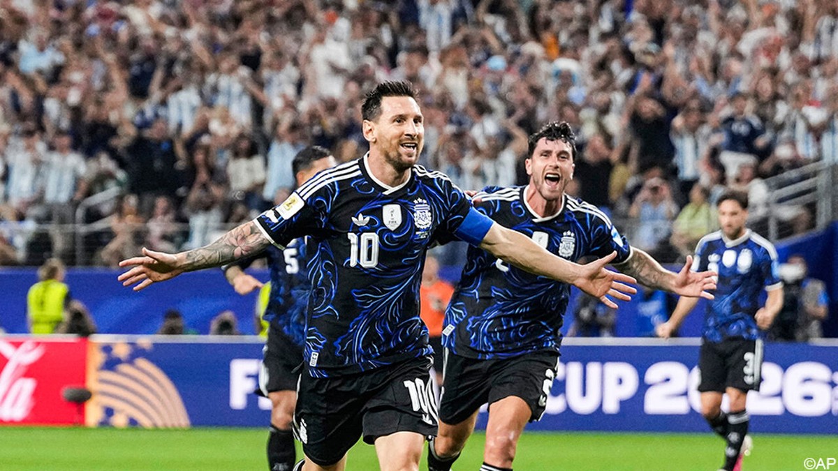 Hij weet van geen ophouden: Lionel Messi scoort nu ook als invaller en heeft alweer record te pakken